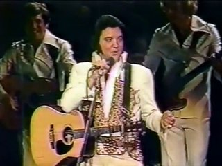 Elvis Presley in concert - 19 Juin 1977 Omaha By Skutnik Michel