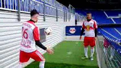 WARNING- OUTRAGEOUS FREEKICKS, GOALS & TEKKERZ!!! F2FREESTYLERS
