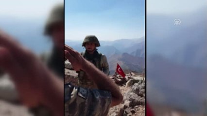 Nöbet Tutan Askerlerin Tekmil Görüntüleri