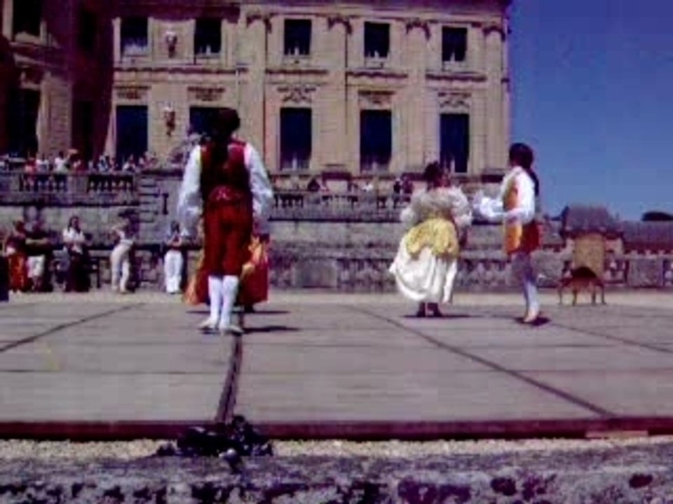troupe de danse 17éme vaux le vicomte (maincy) 77