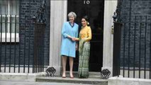 May recibe a Aung San Suu Kyi en Downing Street