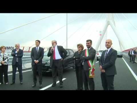 Bari - Renzi all'inaugurazione del Ponte Asse Nord - Sud a Bari (10.09.16)