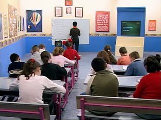 12 - Future Tense, Health Problems, Must - First Step İngilizce Eğitim Seti