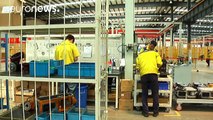 رشد نسبی در بخشهای خرده فروشی و تولیدات صنعتی در چین
