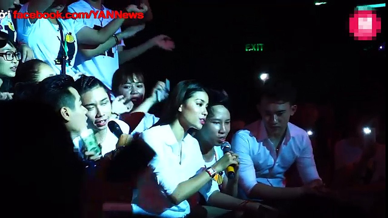 Phạm Hương với 4 màn hát chay khoe trọn chất giọng không thua ca sĩ