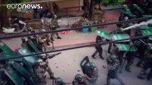 Cina: scontri fra poliziotti e abitanti nella 