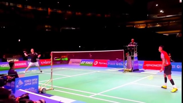 CRAZY BADMINTON TRICK SHOTS AND SUPER DEFENSES