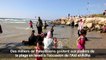 Des Palestiniens goûtent aux plaisirs de la plage en Israël