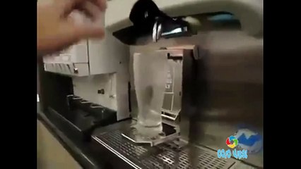 Maquina sirve la cerveza perfecta