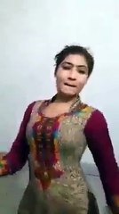 ghar main ladki ka hot dance