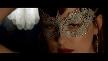 Dakota Johnson, Jamie Dornan In 'Fifty Shades Darker' First Trailer