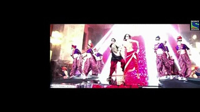 Kala Chashma Baar Baar Dekho Sidharth Malhotra Katrina Kaif Badshah Neha Kakkar Indeep Bakshi