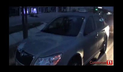 Üzerinden çok sayıda araç geçen yaya feci şekilde can verdi