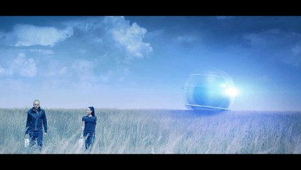 33 MOONS - Free As The Rain