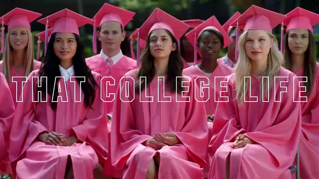 Người mẫu Philippines lần đầu tiên xuất hiện trong quảng cáo của Victoria's Secret.