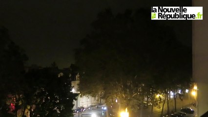 Vent violent en centre ville de Tours