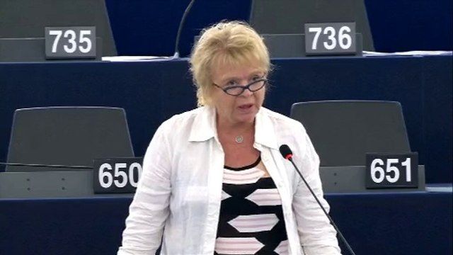 Eva JOLY: La crise que nous traversons n'est pas une crise des réfugiés, mais bien une crise de l'accueil des réfugiés