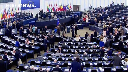 Juncker: "L'Europa è in crisi esistenziale"