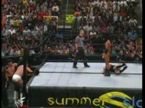 27-08-00 Chyna-Eddie Guerrero Vs Trish Stratus-Val Venis