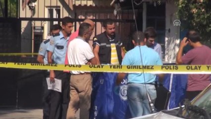 Eski Kız Arkadaşını Öldürüp İntihar Etti