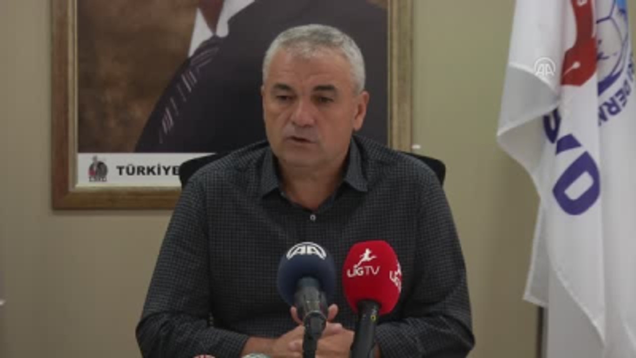 Kasımpaşa ile Yolları Ayrılan Teknik Direktör Çalımbay (2)