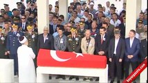 Fırat Kalkanı Harekatı şehidi Uzman Onbaşı Burak Türkoğlu son yolculuğuna uğurlandı