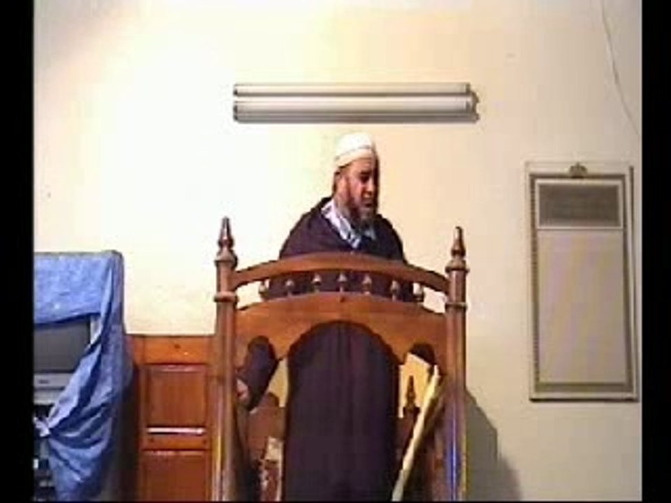 صدام حسين و إعدامه الشيخ عبد الله نهاري