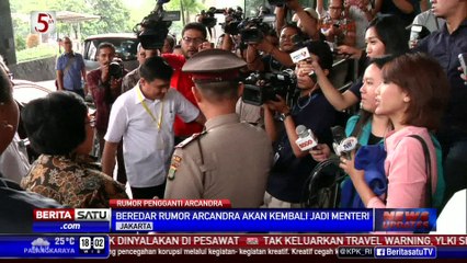 Jokowi Belum Tetapkan Menteri ESDM Definitif