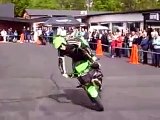 Kawasaki Z1000 2014 motorbike stunt show top speed CRASH