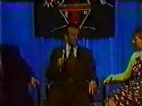 Les archéologues et les momies