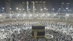Miles de peregrinos completan las siete vueltas a la "Kaaba" en La Meca