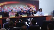Fenerbahçe Teknik Direktörü Advocaat