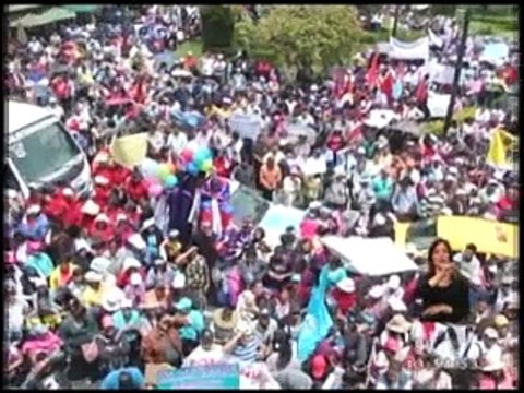 Marchas a favor y en contra del Alcalde en Quito