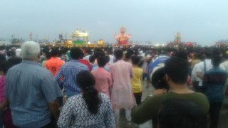 Lalbaugcha raja immersion ceremony at girgaon chowpatty