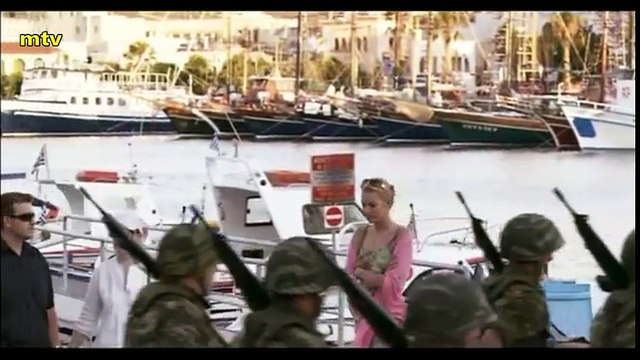 Βανέσα Αδαμοπούλου και Ι7 - Πάνω στην τρέλα μου video clip