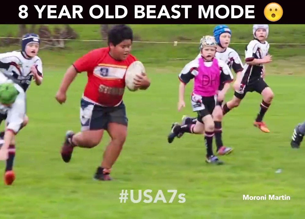 Un jeune joueur australien de 8 ans, très en avance pour son âge d'un point de vue morphologique