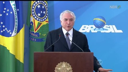 Michel Temer nega que governo vá cortar direitos trabalhistas