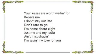 Sarah Vaughan - Ain't Misbehavin Lyrics