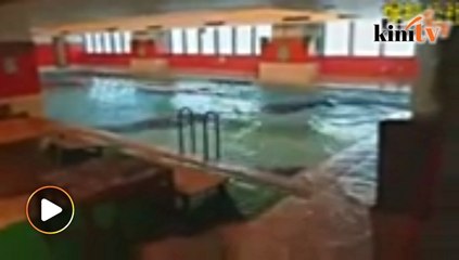 Video air kolam renang berkocak ketika taufan Meranti melanda