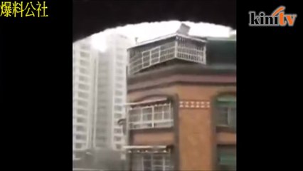 'Orang ramai panik, kelam-kabut dan bumbung berterbangan'