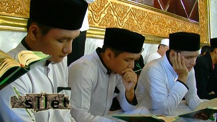 Ustad Kembar Tiga Mengaji di Depan Ribuan Jemaah - Silet 15 September 2016