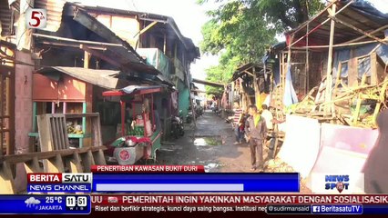 Jelang Penertiban, Warga Bukit Duri Mulai Bongkar Sendiri Rumahnya