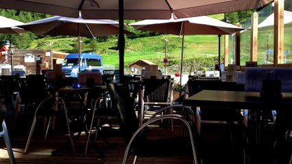 30 sec a un bar de montgenevre l'été