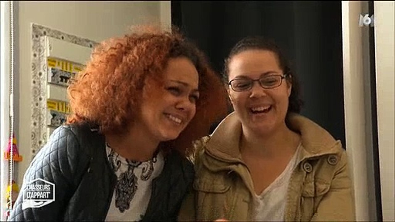 Stéphane Plaza se met en jupe hier soir dans "Chasseurs d'appart" - Regardez