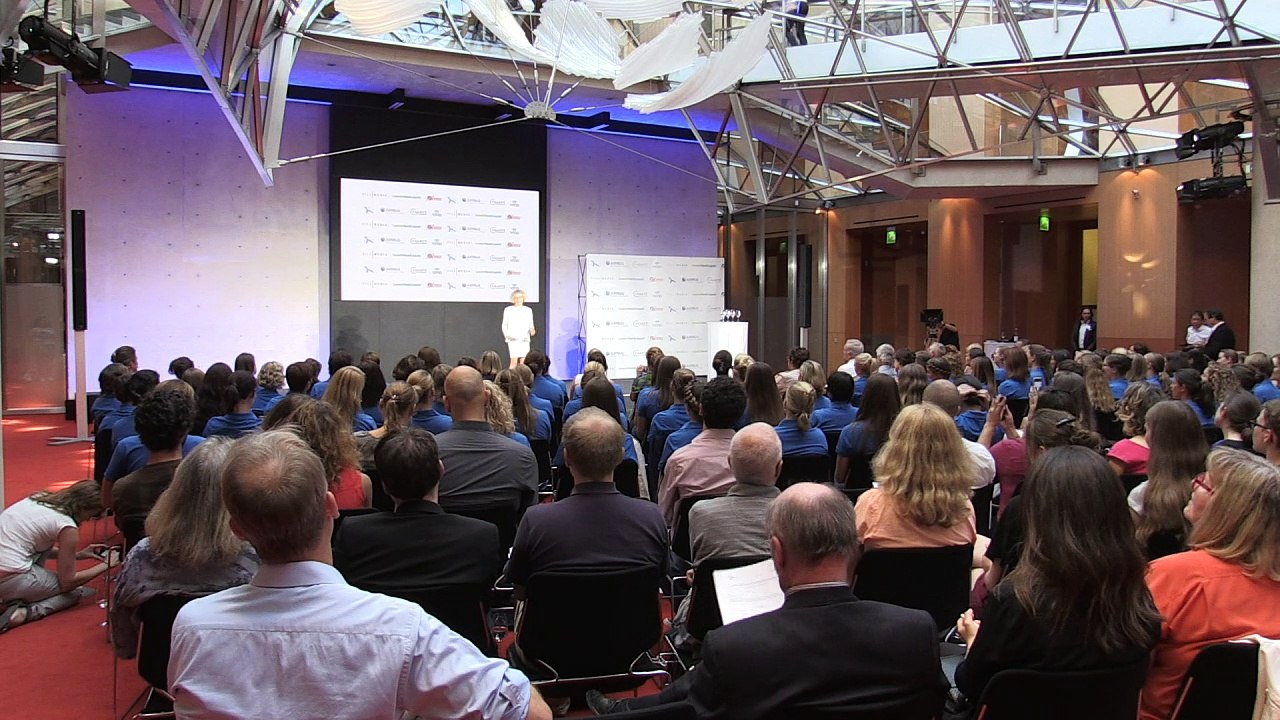 Deutschland sucht die erste Frau fürs All