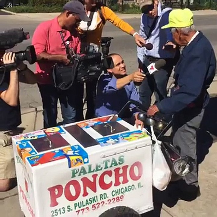 A 89 ans et contraint de travailler, il reçoit plus de 300 000$ du monde entier