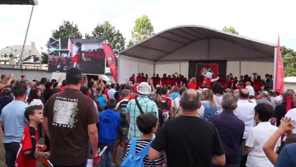 Rentrée des abonnés : Arrivée des joueurs et dédicaces