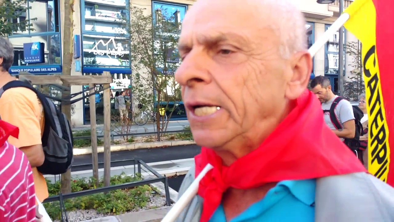 Les travailleurs de Caterpillar Grenoble expriment leur soutien aux travailleurs belges de Charleroi