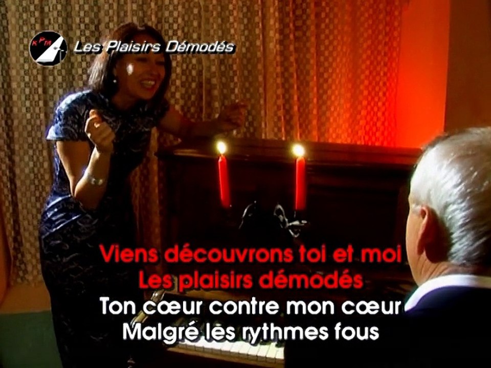 Les Plaisirs Démodés Karaoké - Charles Aznavour*