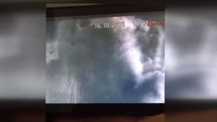 Hakkari'de 5 Ton Bomba Yüklü Araç İmha Edildi